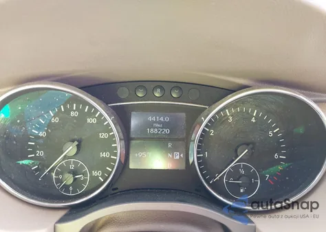 2010 Mercedes-Benz R 350 4Matic из США, поврежденный, VIN 4JGCB6FE8AA108242